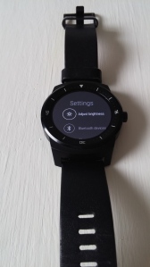 LG G Watch R skärm
